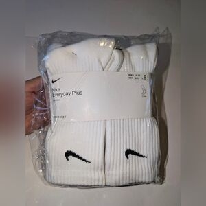 Nike Everyday Plus White Crew Socks Large